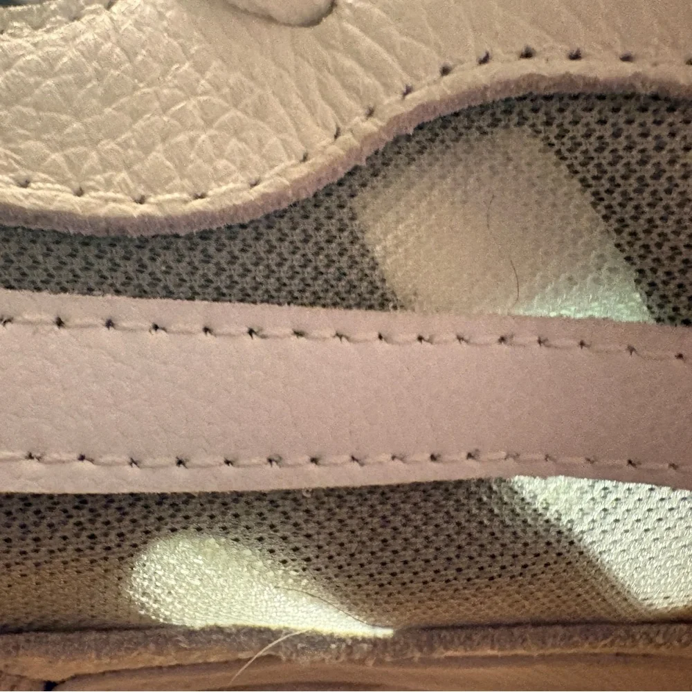 Vans - Picture 5 of 6